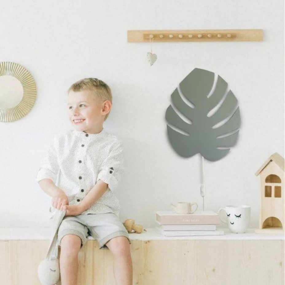 Monstera Leaf - Wooden Children's Wall Lamp - Natural Timber