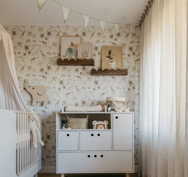 Bubble Bookshelf - 1 Tier Scalloped Shelf - Natural Timber