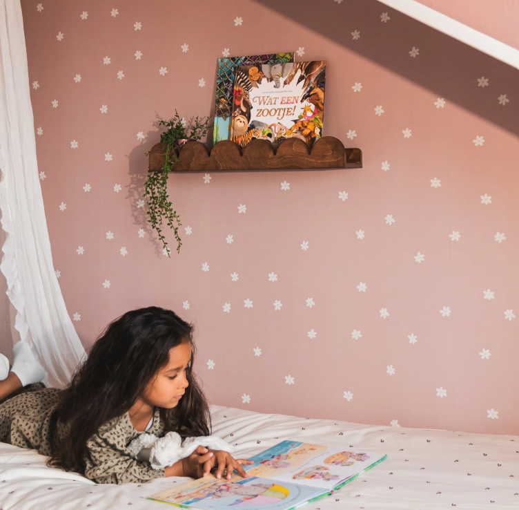 Bubble Bookshelf - 1 Tier Scalloped Shelf - Natural Timber
