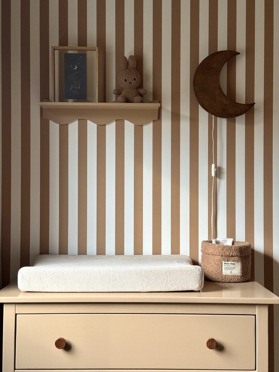 Moon - Wooden Children's Wall Lamp - Natural Timber