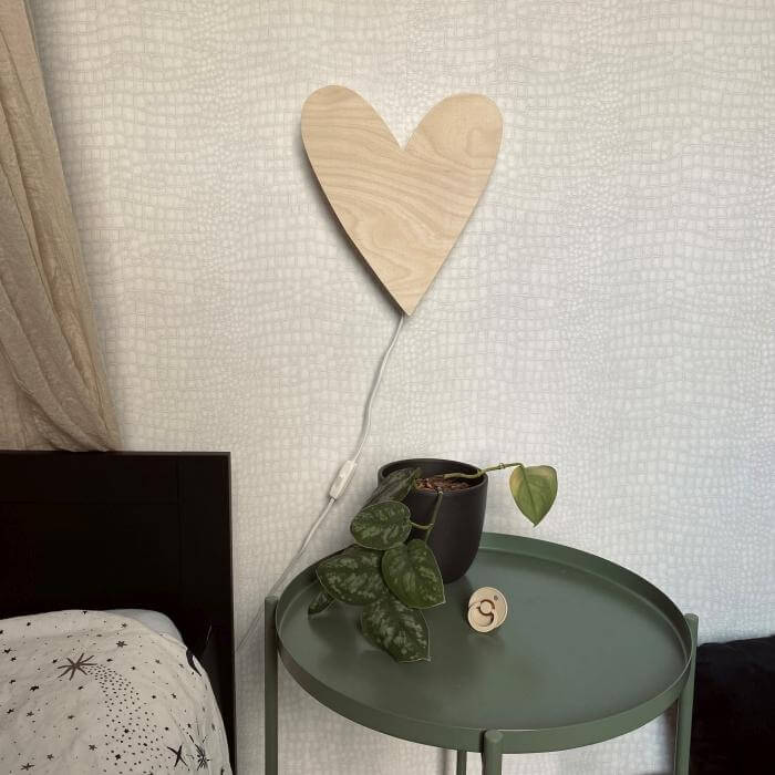 Wooden children’s room wall lamp | Heart - toddie.com