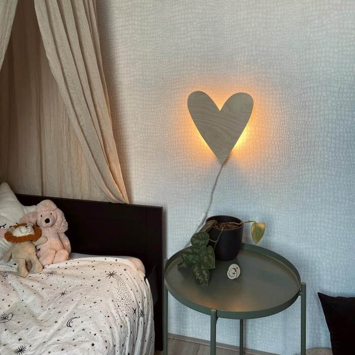Wooden children’s room wall lamp | Heart - toddie.com