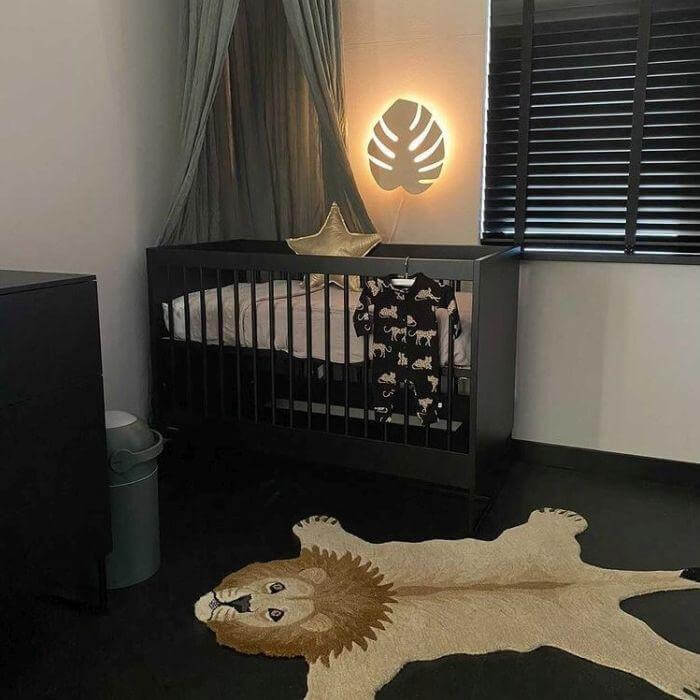 Wooden children’s room wall lamp | Monstera leaf - toddie.com