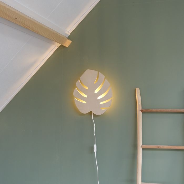 Wooden children’s room wall lamp | Monstera leaf - toddie.com