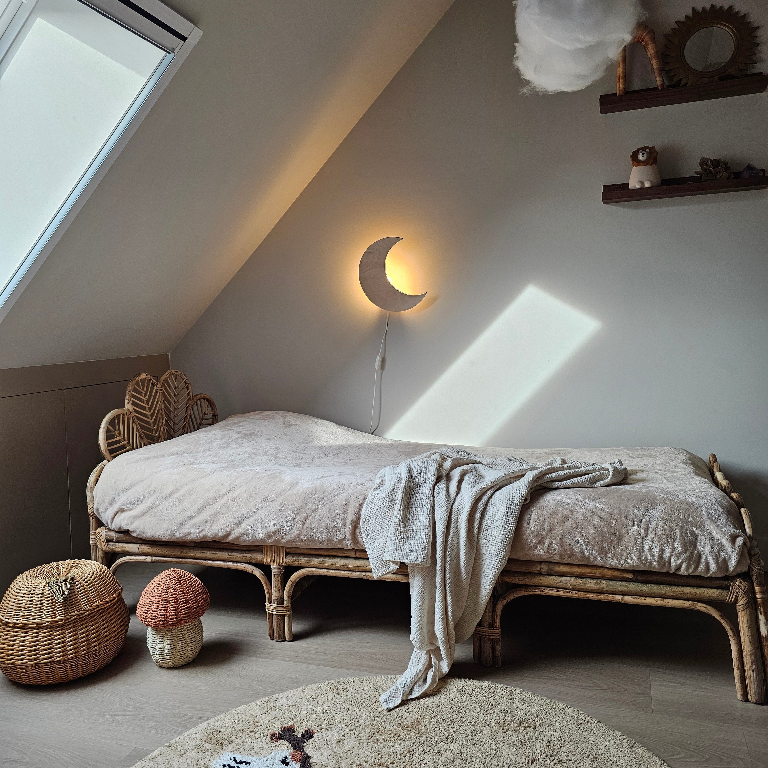 Moon - Wooden Children's Wall Lamp - Natural Timber