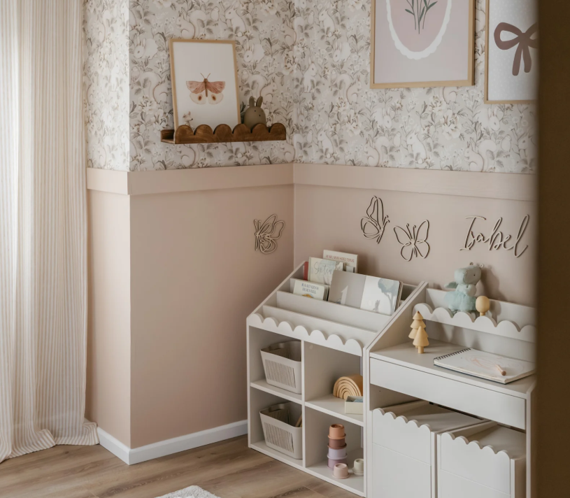 Bubble Bookshelf - 1 Tier Scalloped Shelf - Natural Timber