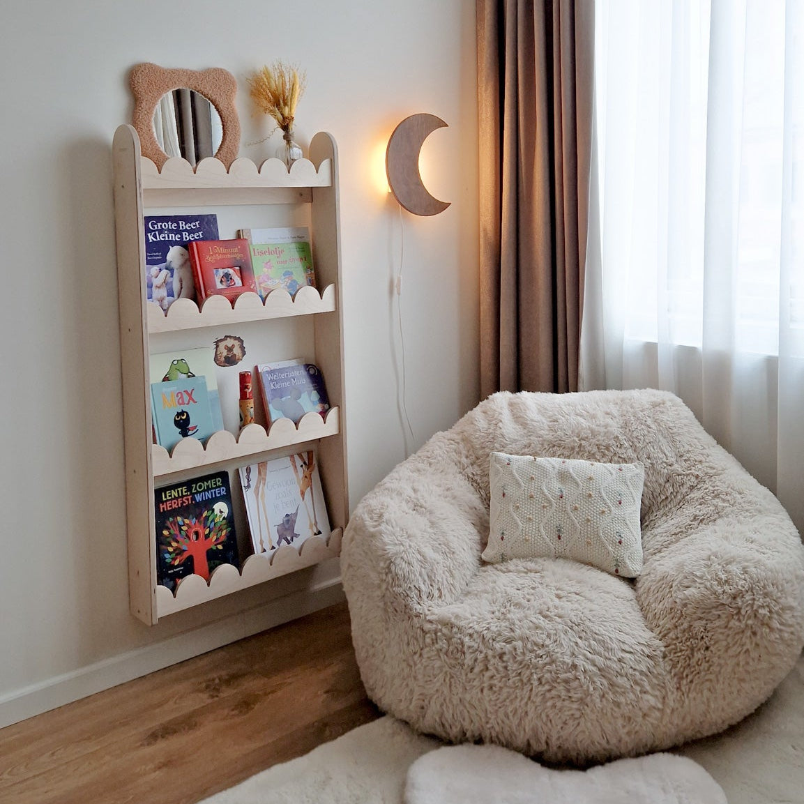 Bubble Bookshelf - 4 Tier Scalloped Shelf - Natural Timber