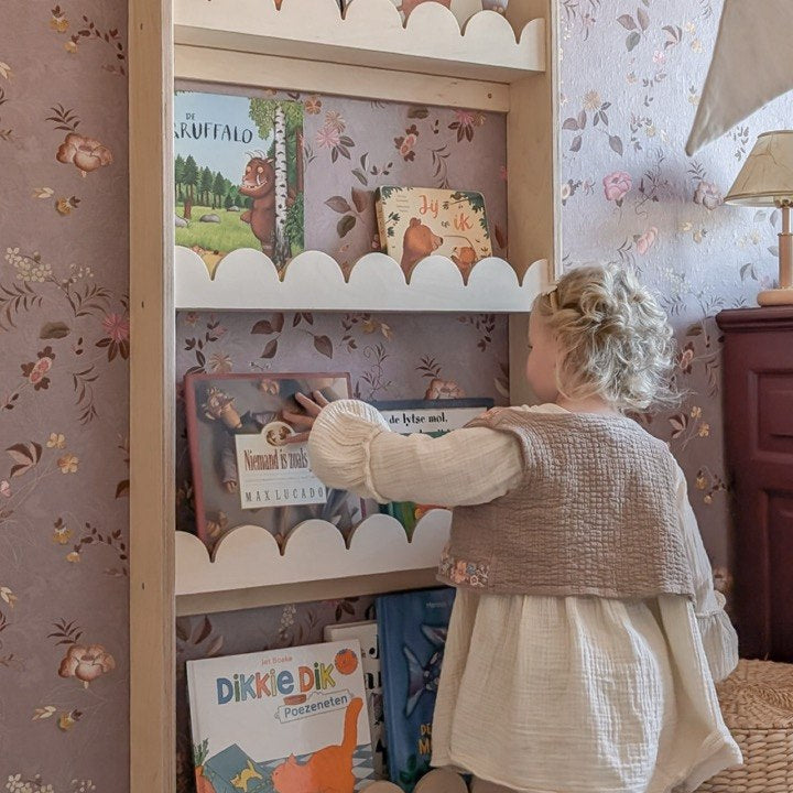 Bubble Bookshelf - 4 Tier Scalloped Shelf - Natural Timber