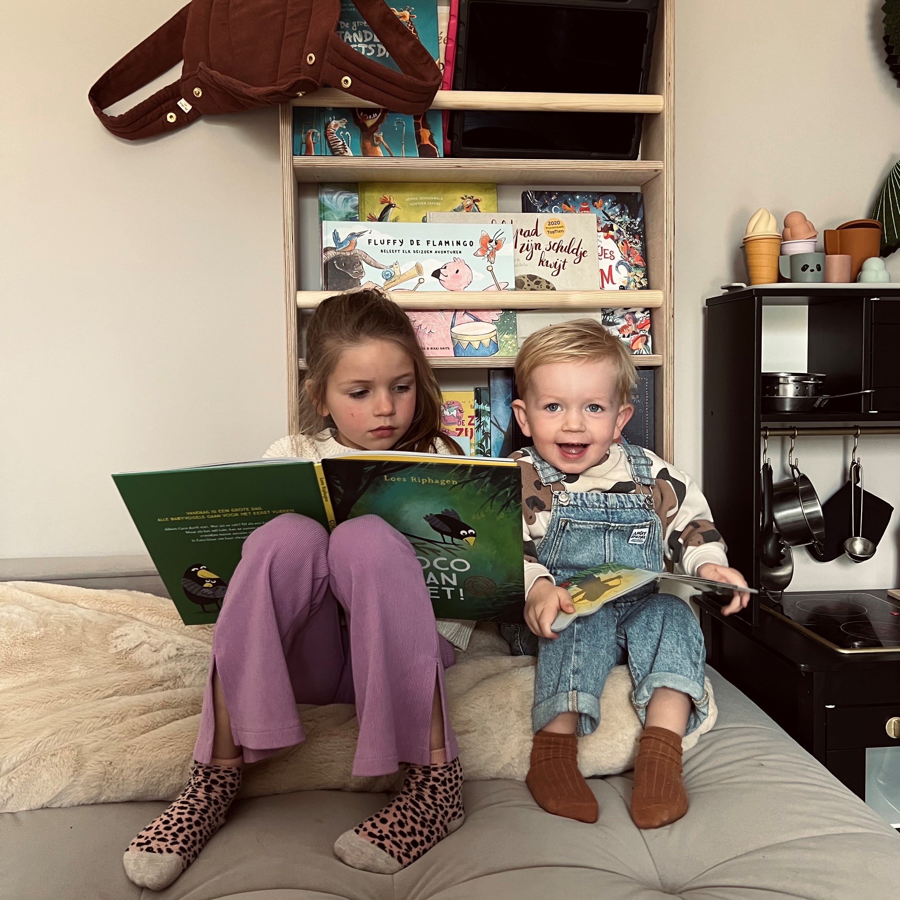 Montessori children's room bookshelf | 4 shelves - natural